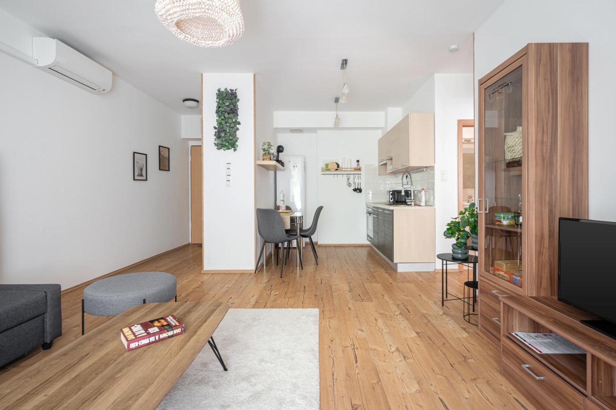 Apartament Celestial Court